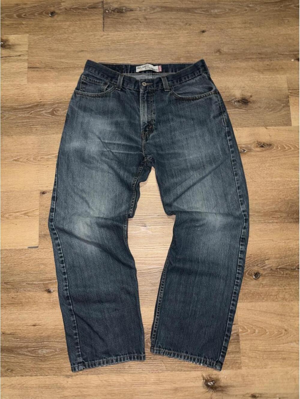 Levi’s 559 Relaxed Straight Faded Blue Jeans Men’s 33x30